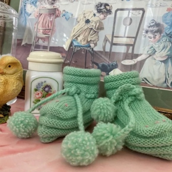 Lot of 3 Vintage Handmade Knitted Crochet Baby Booties - Picture 4 of 15